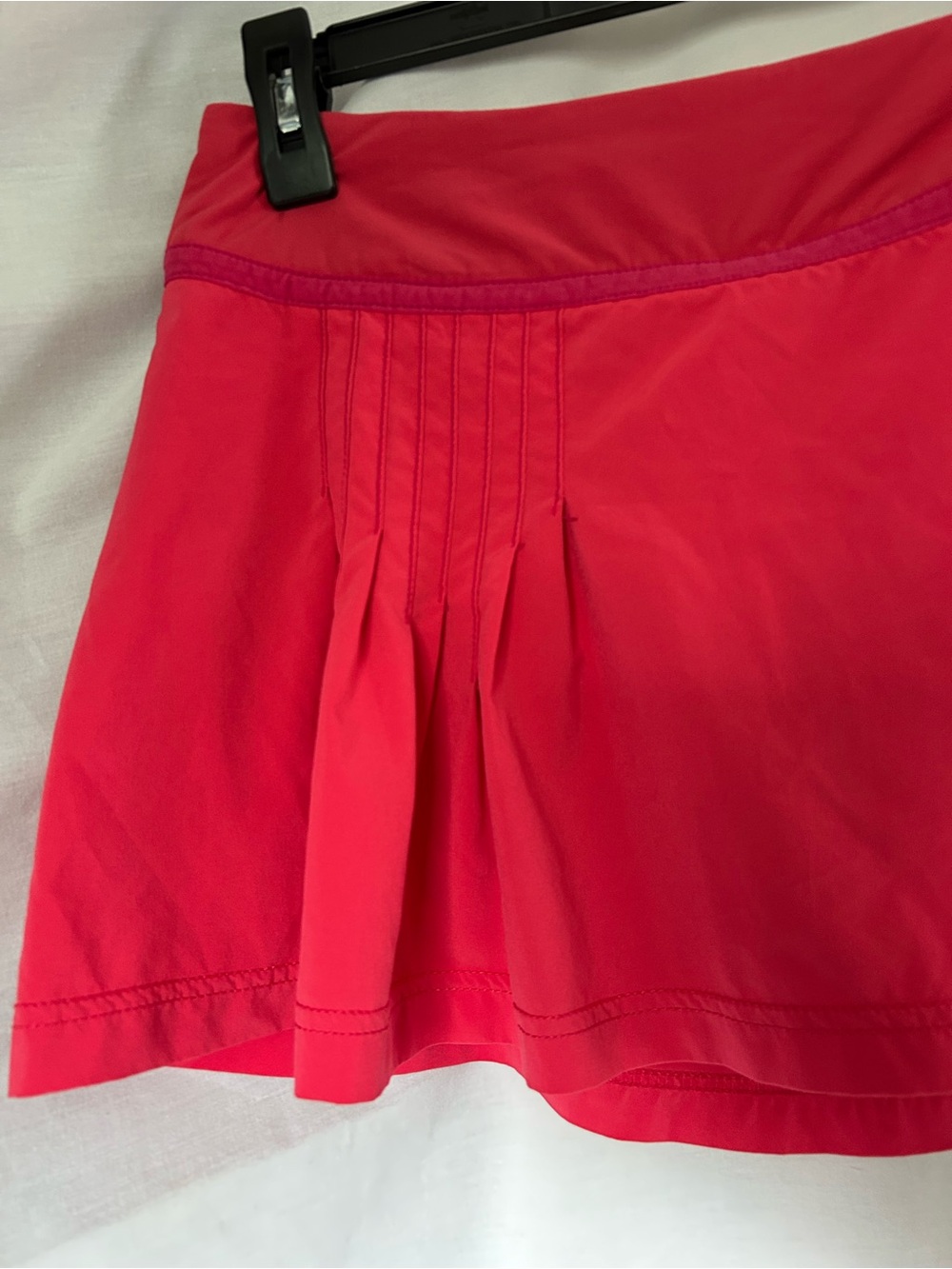 Title Nine Red Athletic/Tennis Skirt with Attached Spandex, Zip Pocket. Medium - Picture 3 of 9